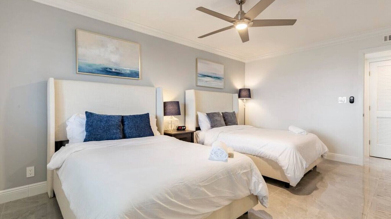 Photo of Bedroom in Jupiter Bay