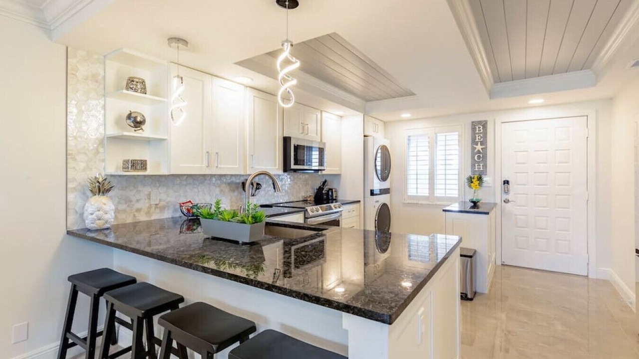 Photo of Kitchen in Jupiter Bay