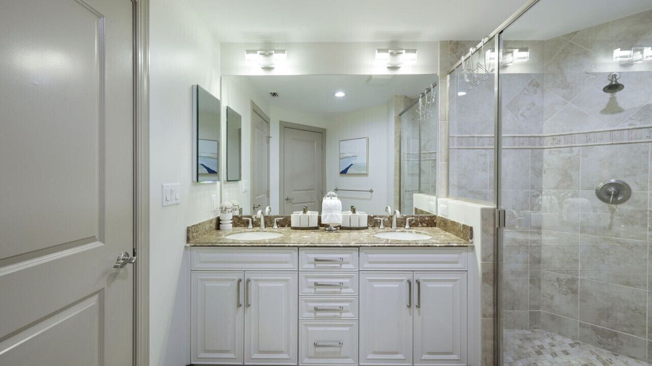 Photo of Bathroom in Cape Harbour