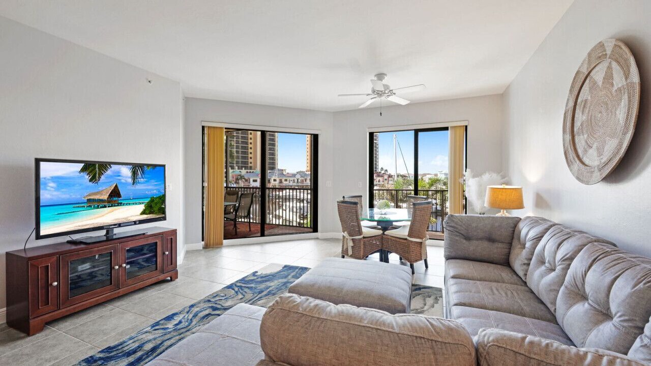 Photo of Livingroom in Cape Harbour