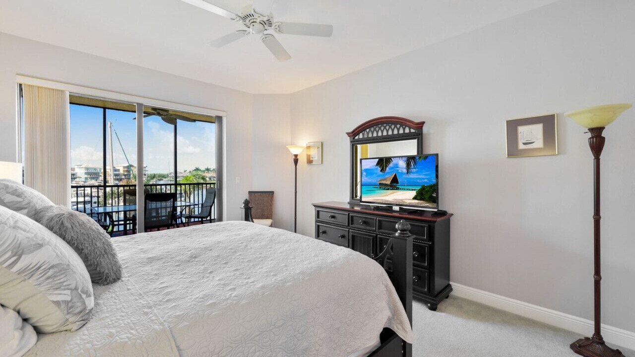 Photo of Bedroom in Cape Harbour