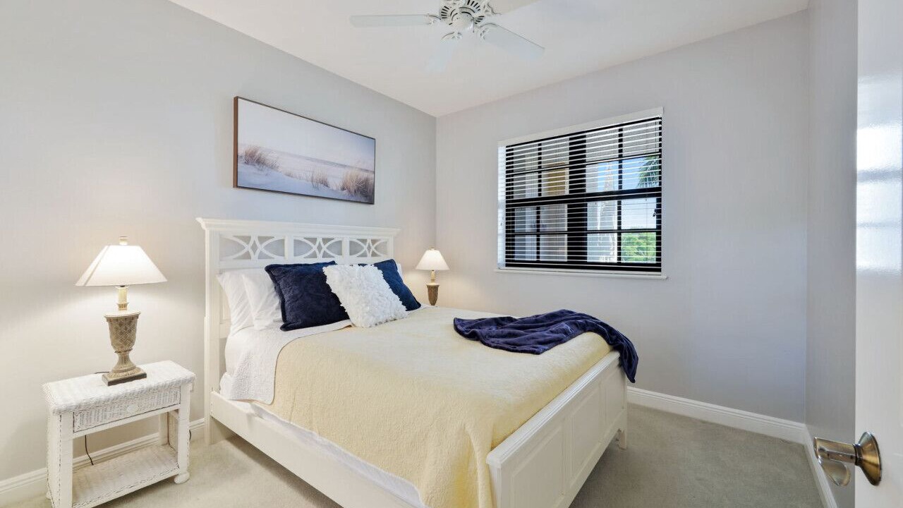 Photo of Bedroom in Cape Harbour