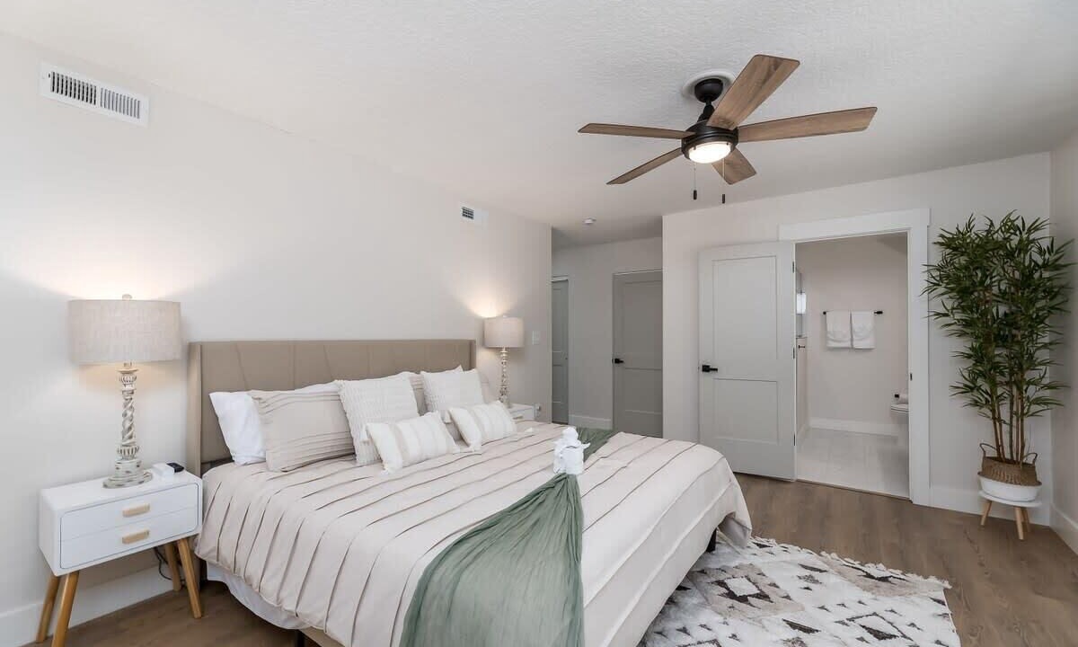 Photo of Bedroom in Fruit Cove