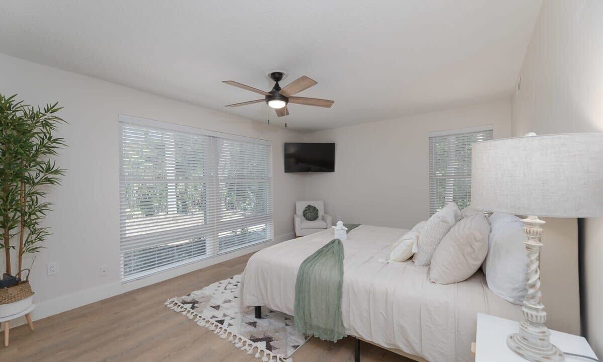 Photo of Bedroom in Fruit Cove