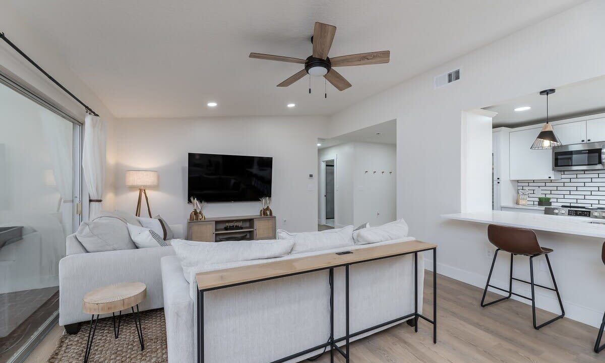 Photo of Livingroom in Fruit Cove