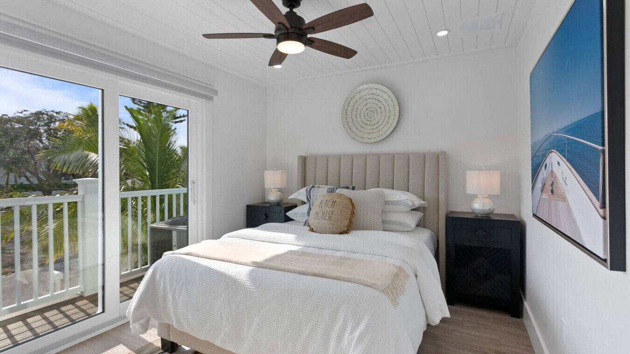 Photo of Bedroom in Bradenton Beach