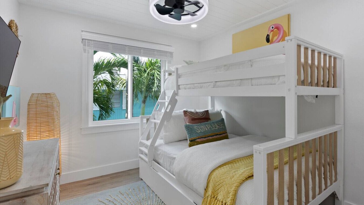 Photo of Bedroom in Bradenton Beach