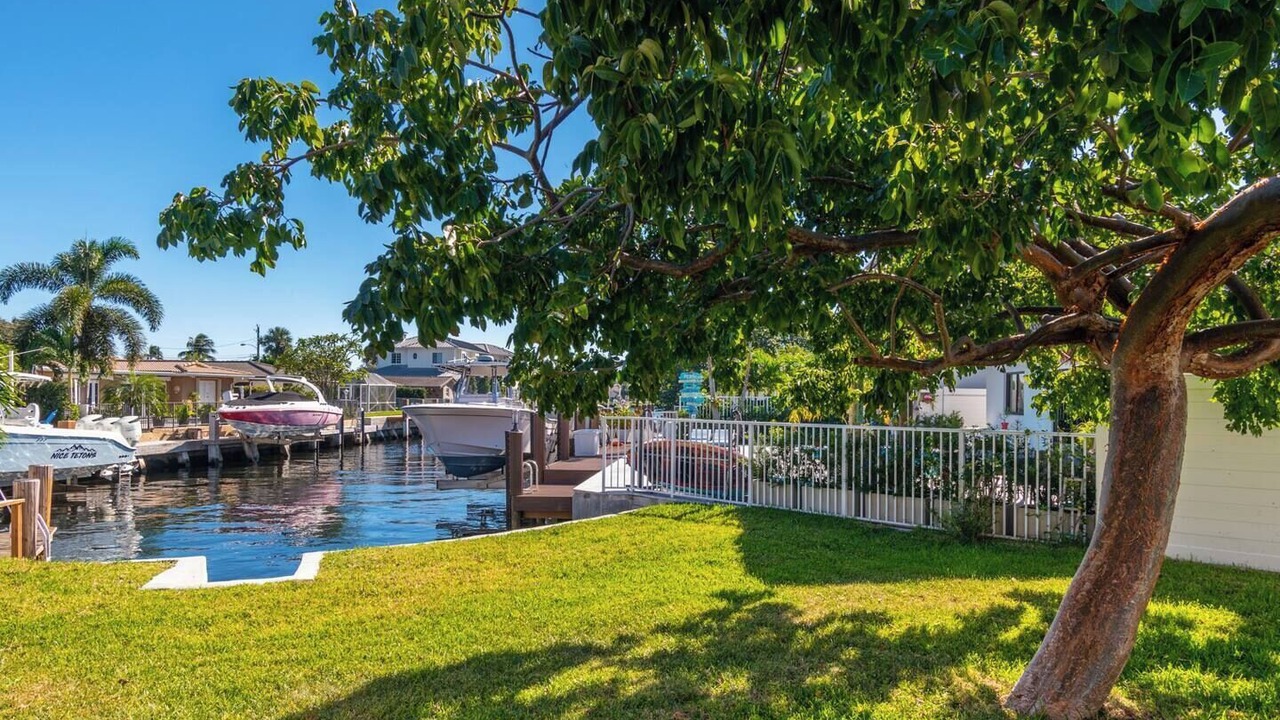 Photo of Outdoor in Garden Isles