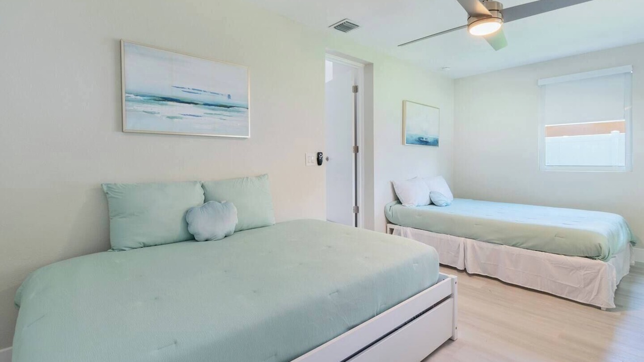 Photo of Bedroom in Lake Ridge