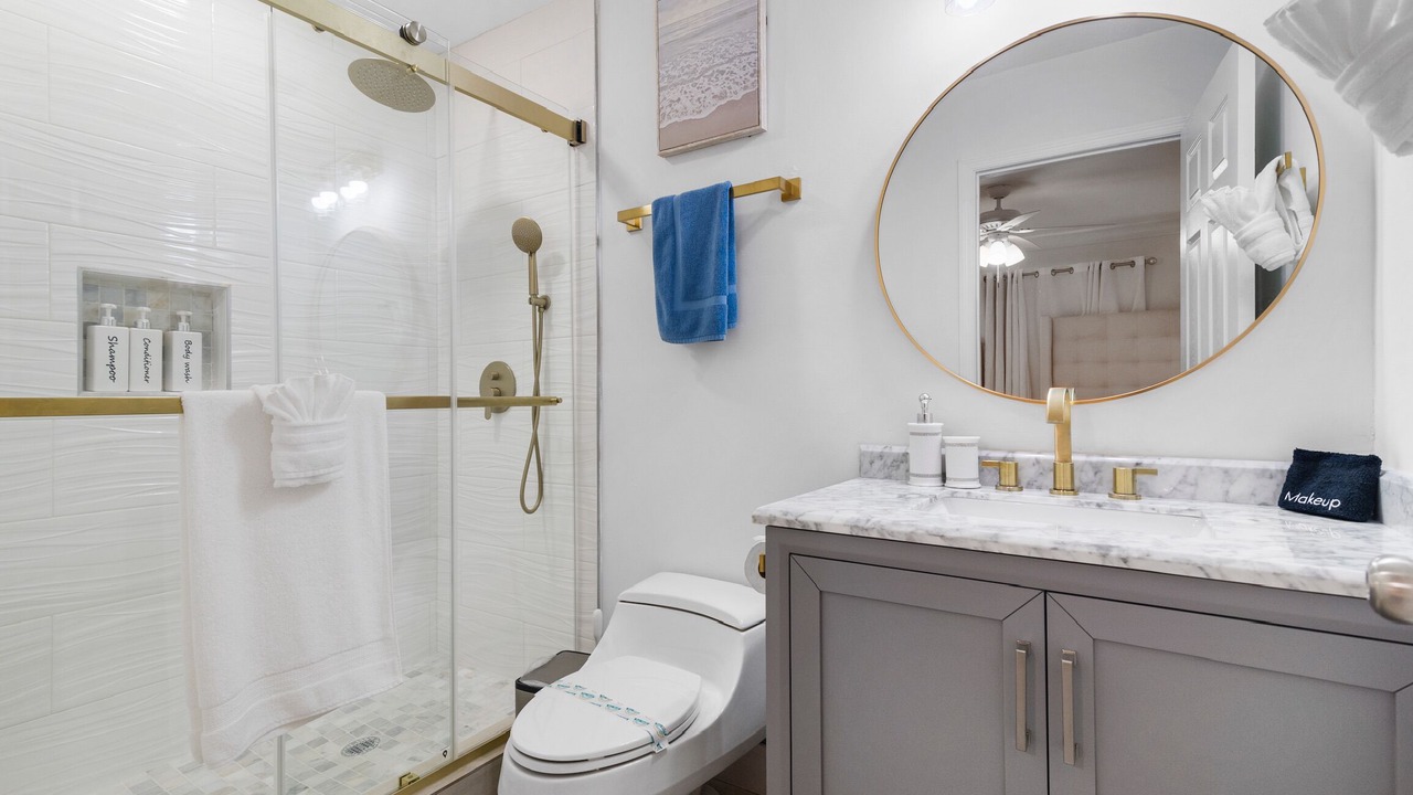 Photo of Bathroom in Hunt Club