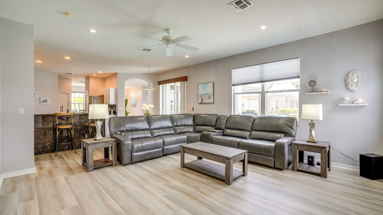 Photo of Livingroom in Beachwalk Isles