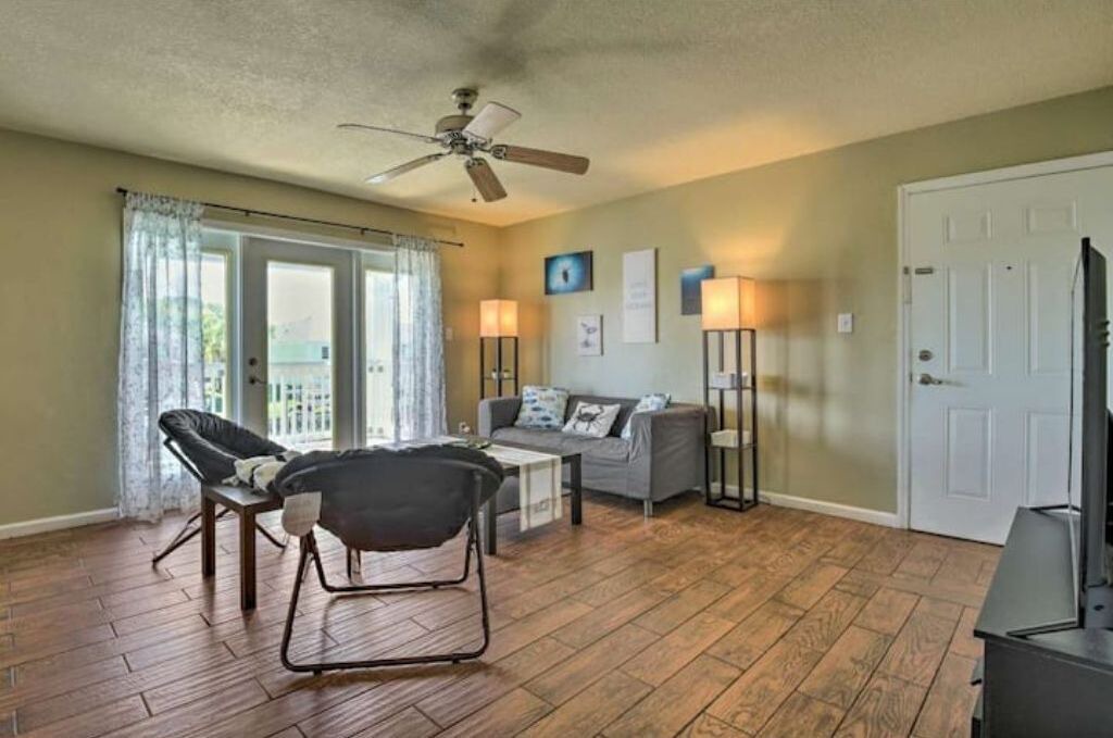 Photo of Livingroom in Coquina Key