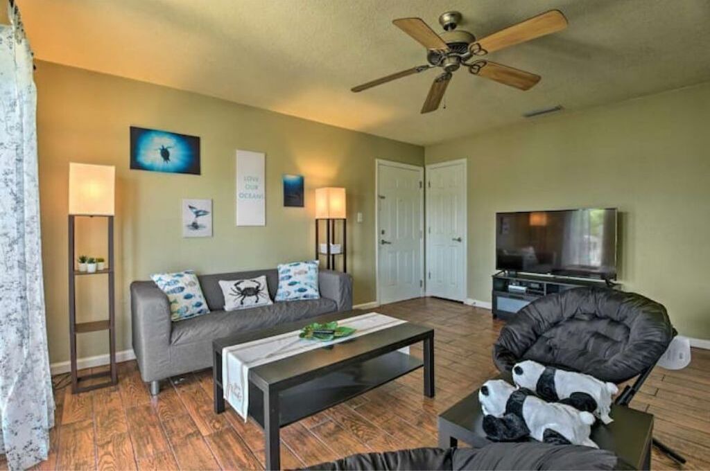 Photo of Livingroom in Coquina Key