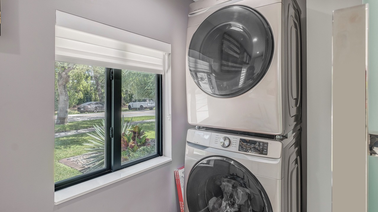 Photo of Bedroom in Miami Springs