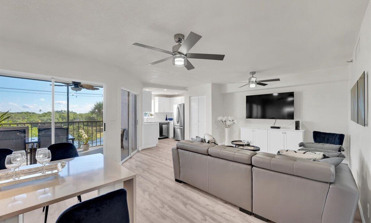 Photo of Livingroom in Sea Palms