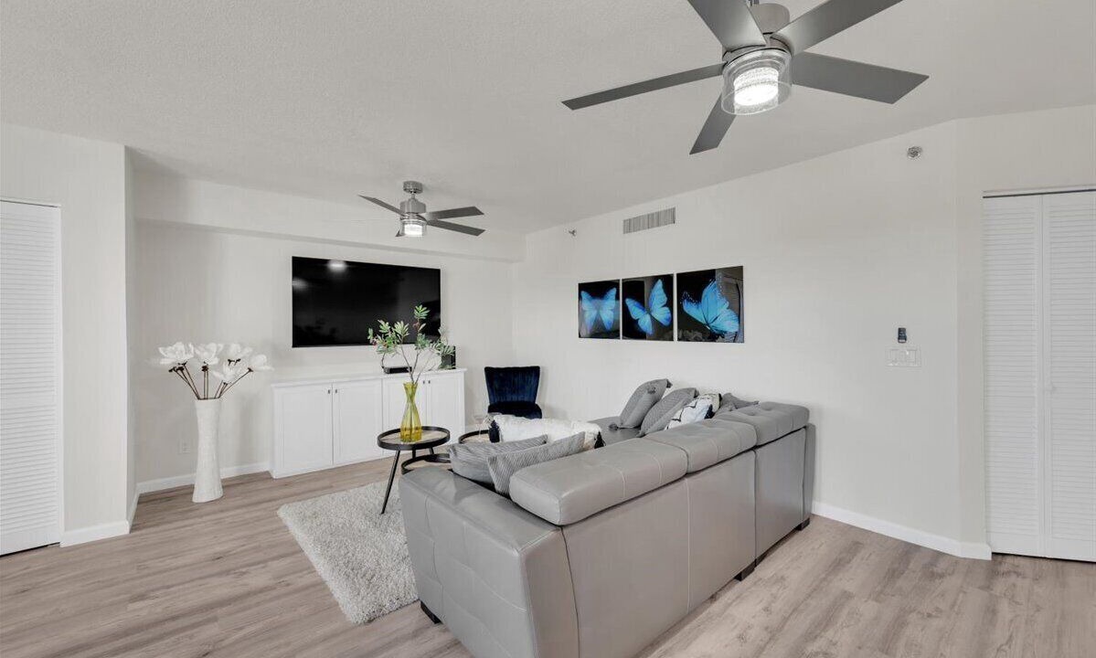 Photo of Livingroom in Sea Palms
