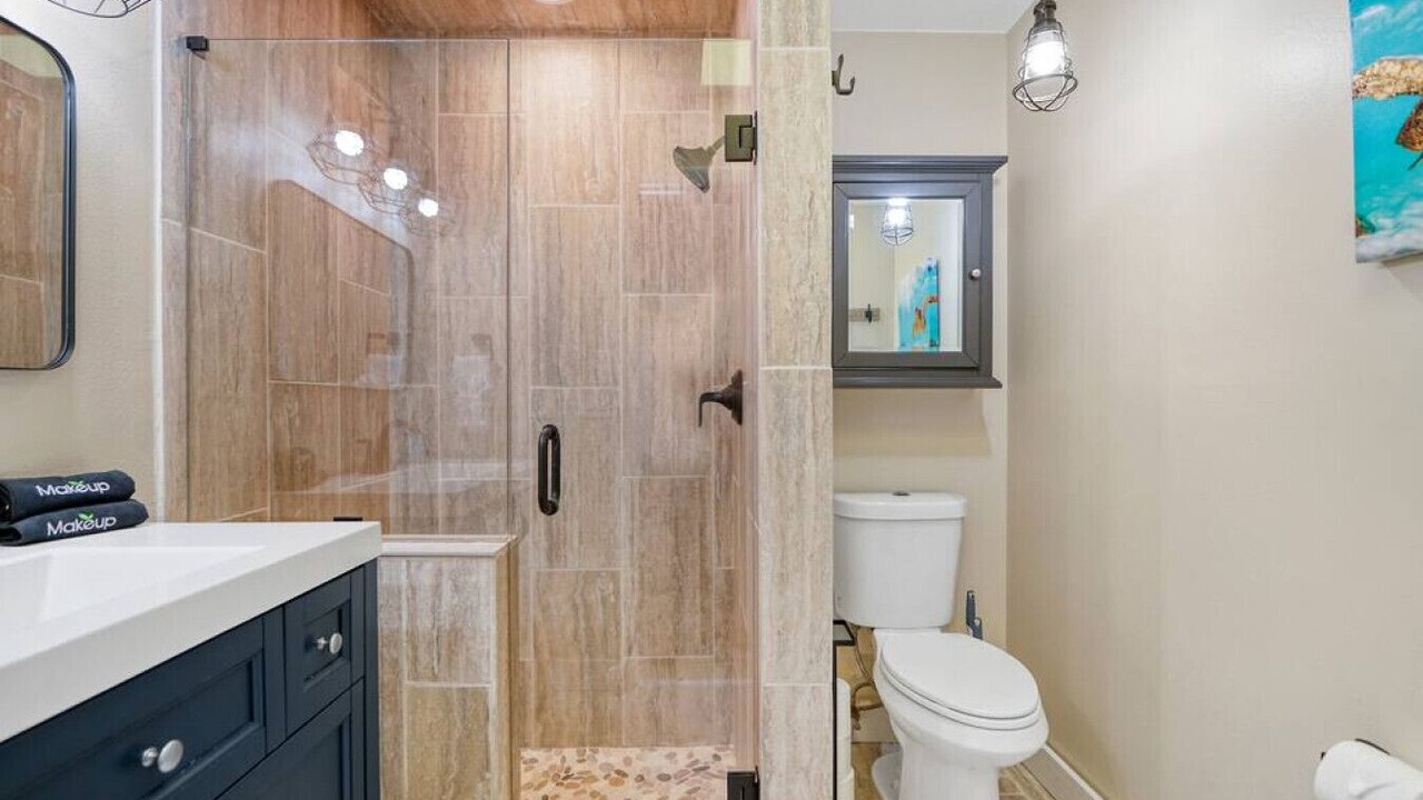 Photo of Bathroom in Palm Harbor