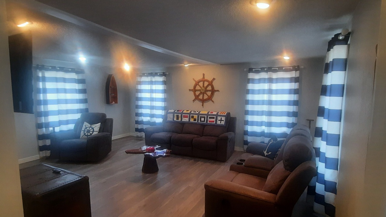 Photo of Livingroom in Magnolia Bluffs