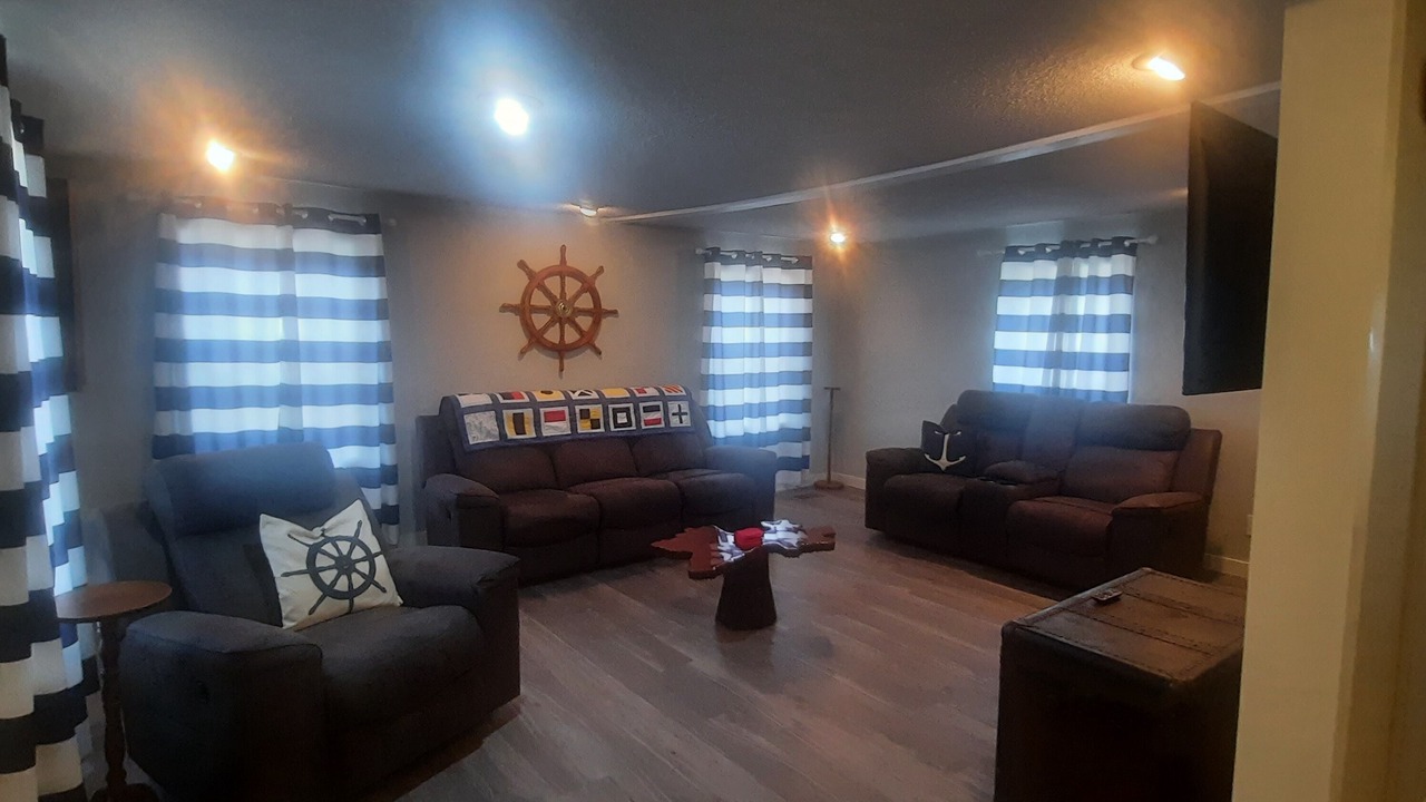 Photo of Livingroom in Magnolia Bluffs