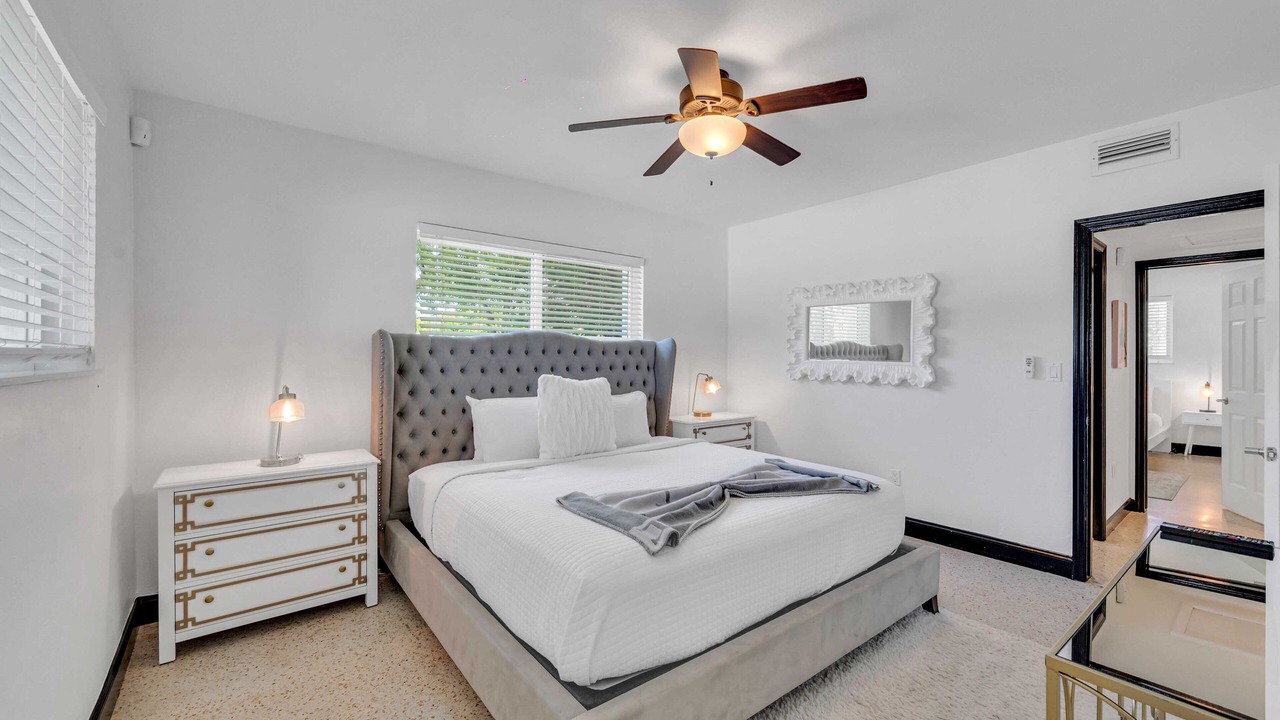 Photo of Bedroom in El Portal