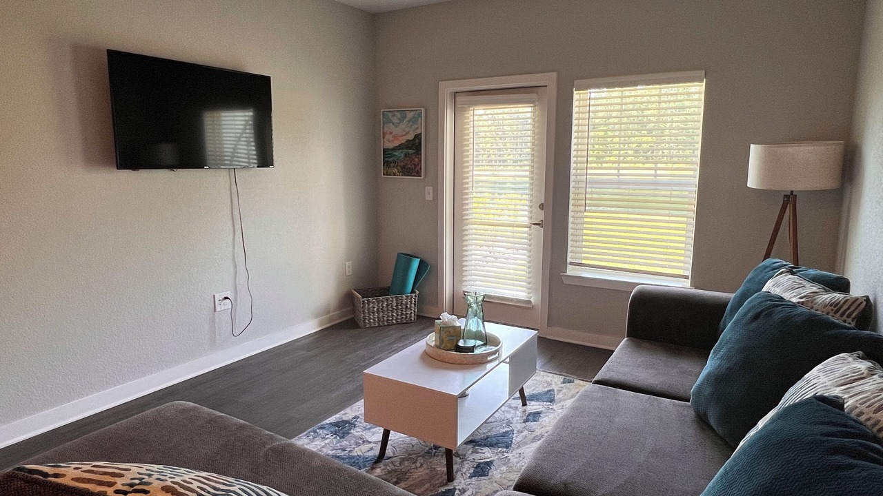 Photo of Livingroom in Doctors Inlet