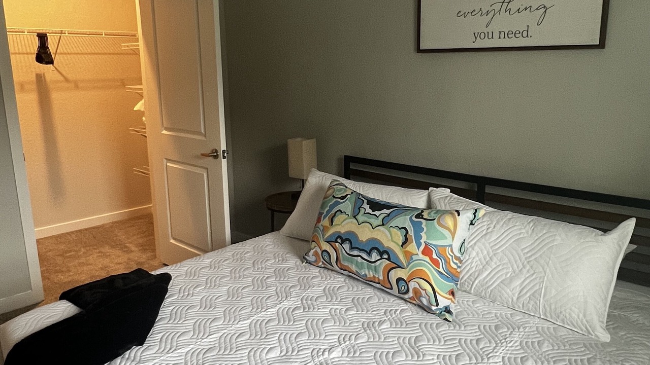 Photo of Bedroom in Doctors Inlet