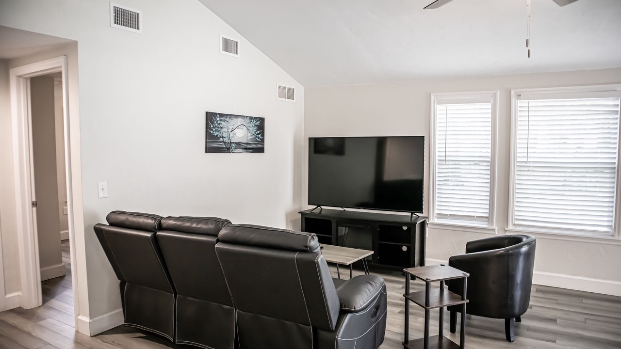 Photo of Livingroom in High Springs
