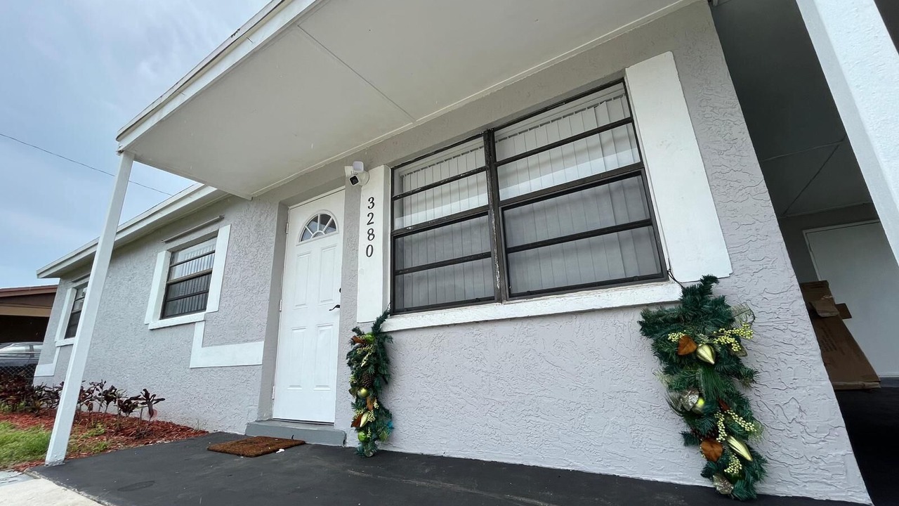 Photo of Outdoor in Lauderhill