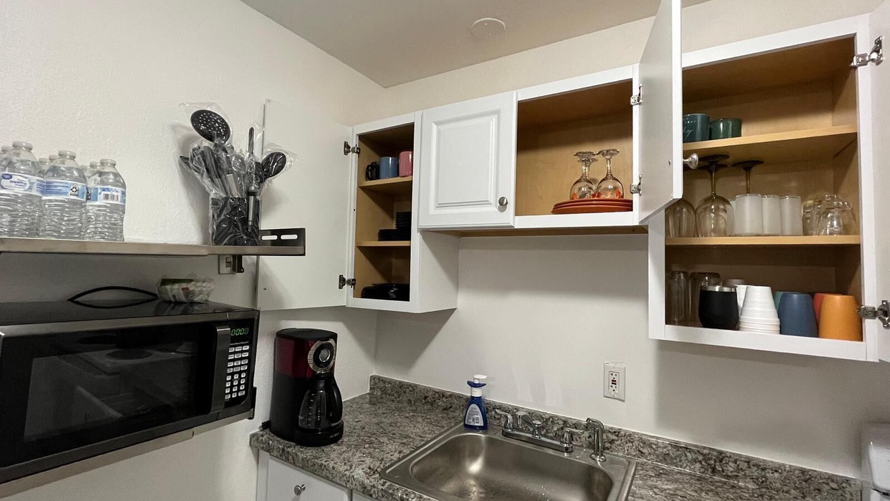 Photo of Kitchen in Lauderhill