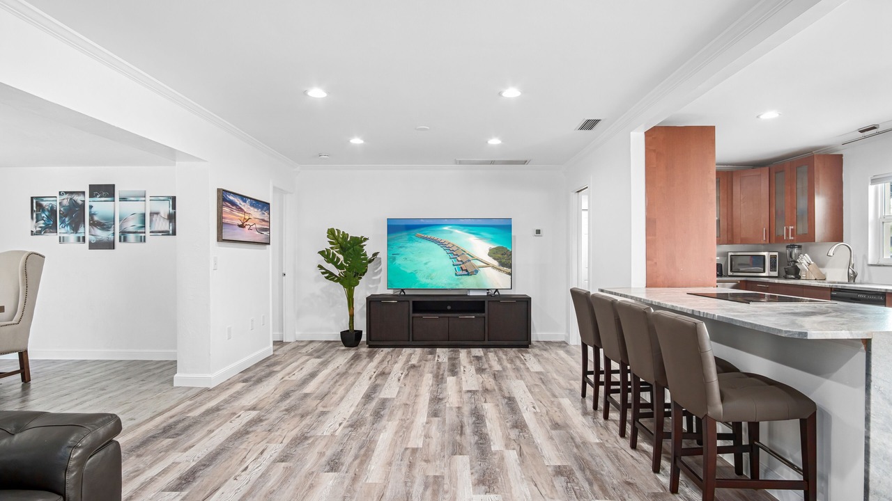 Photo of Bedroom in Palm River Estates