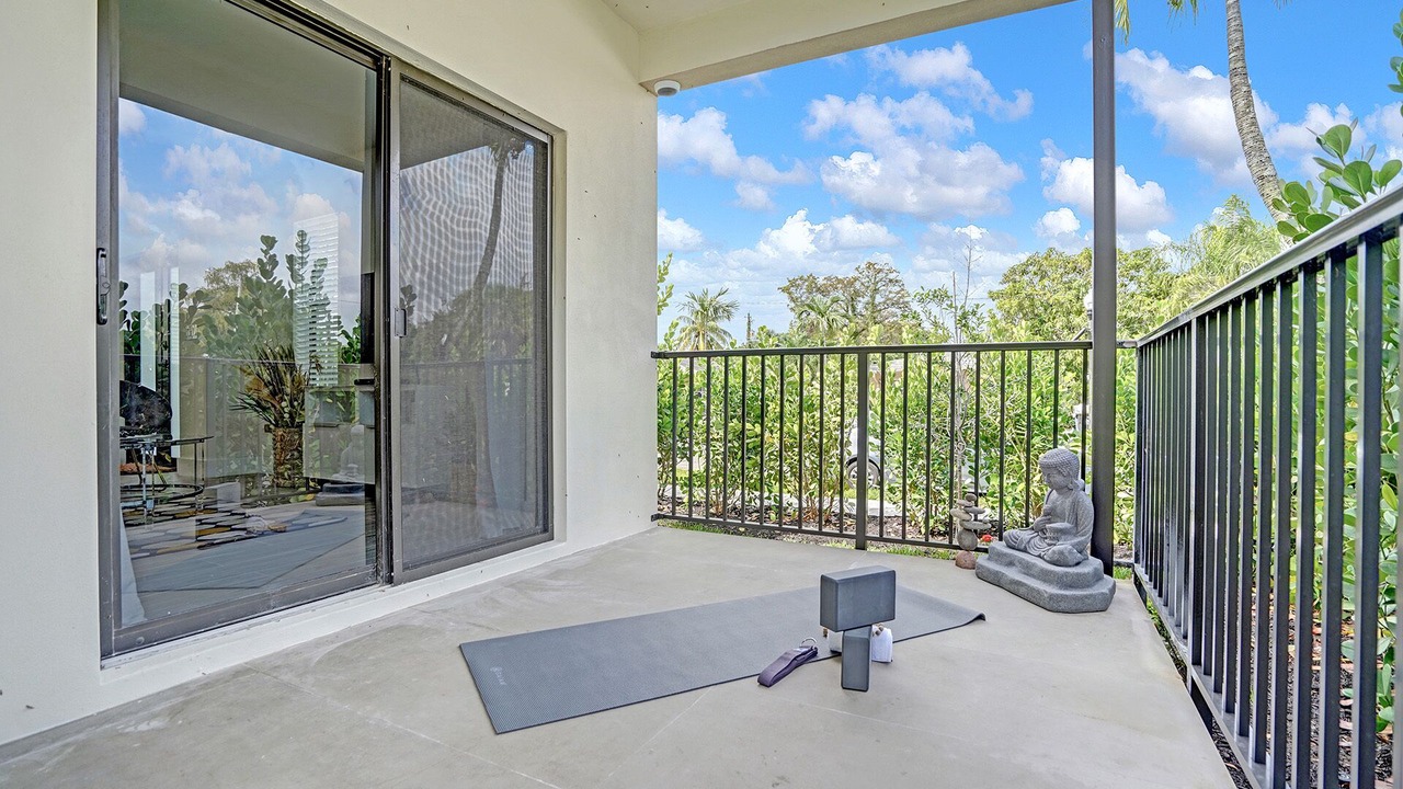 Photo of Patio Balcony in Progresso Village