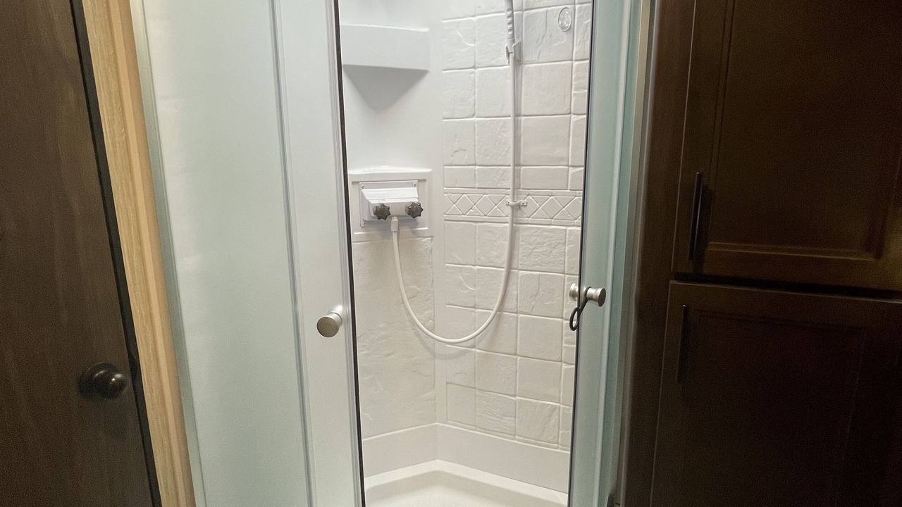 Photo of Bathroom in Taft