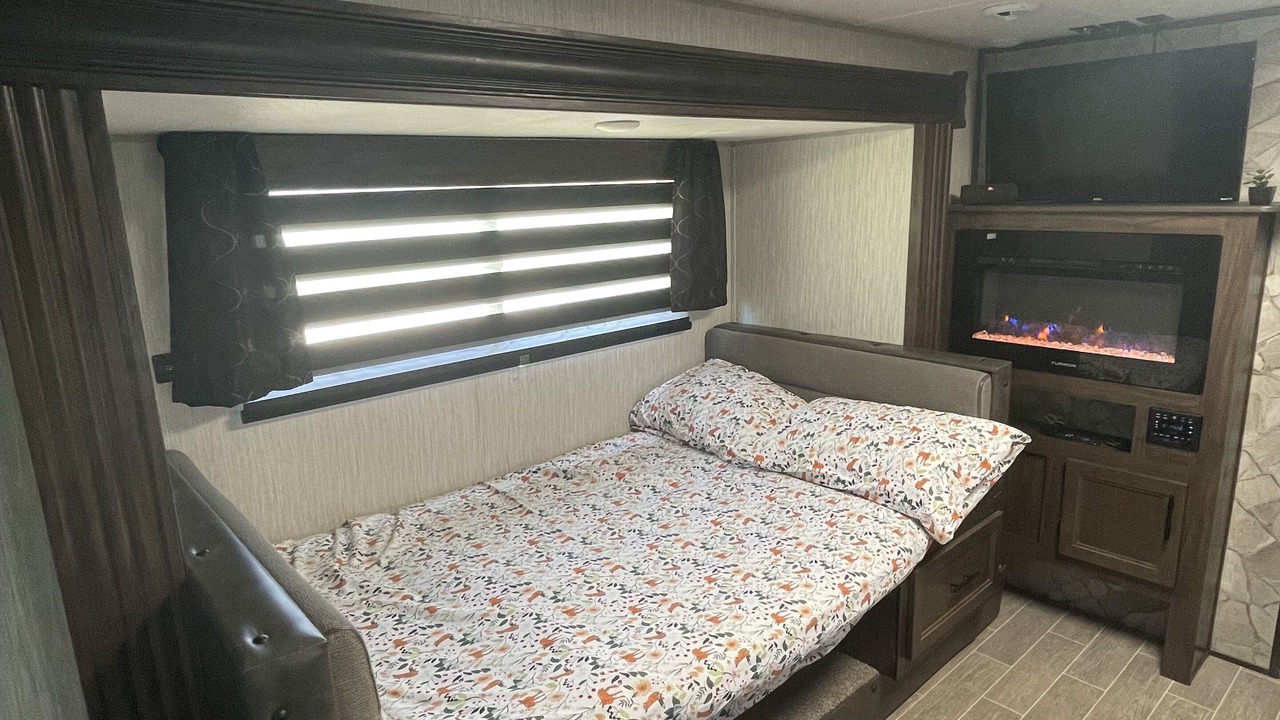 Photo of Bedroom in Taft