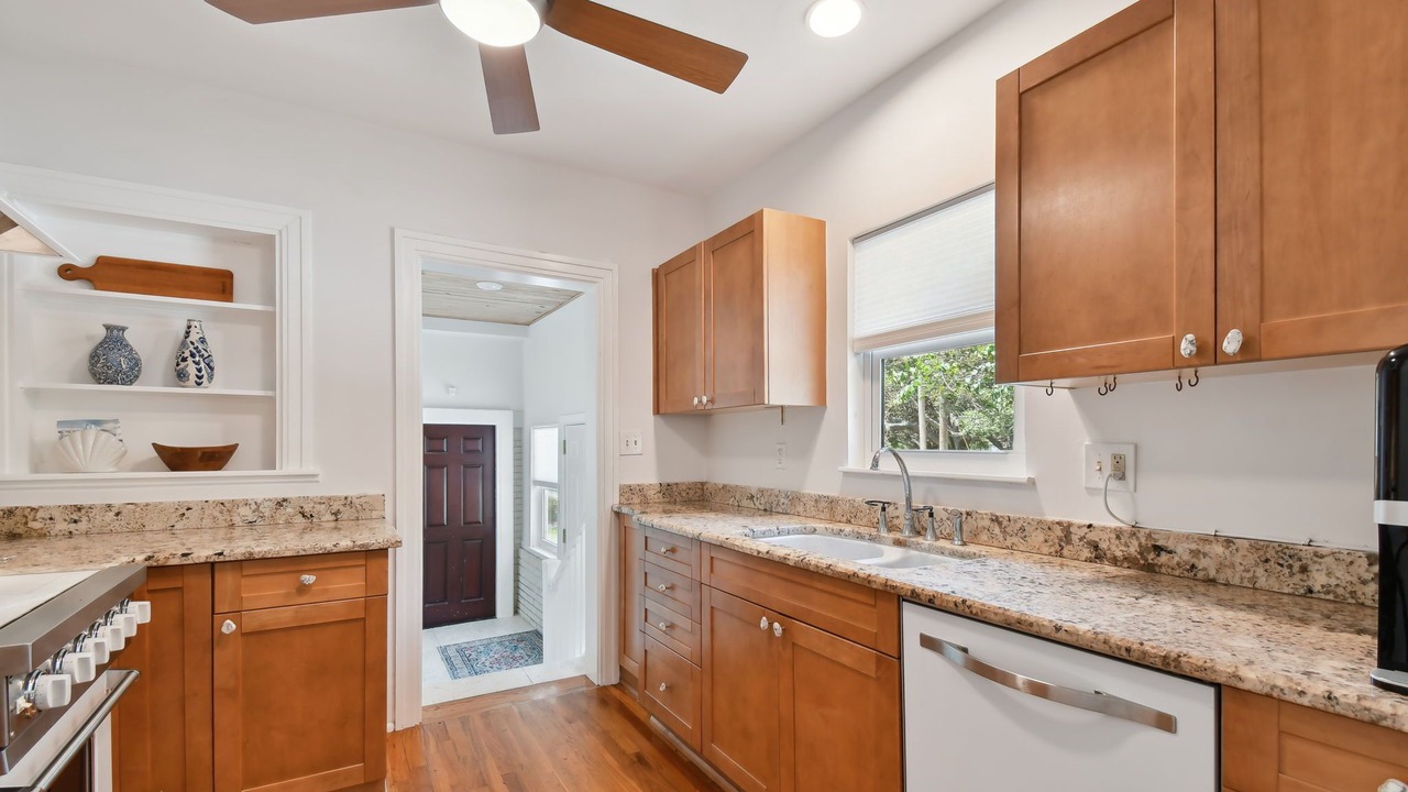 Photo of Kitchen in Crescent Heights