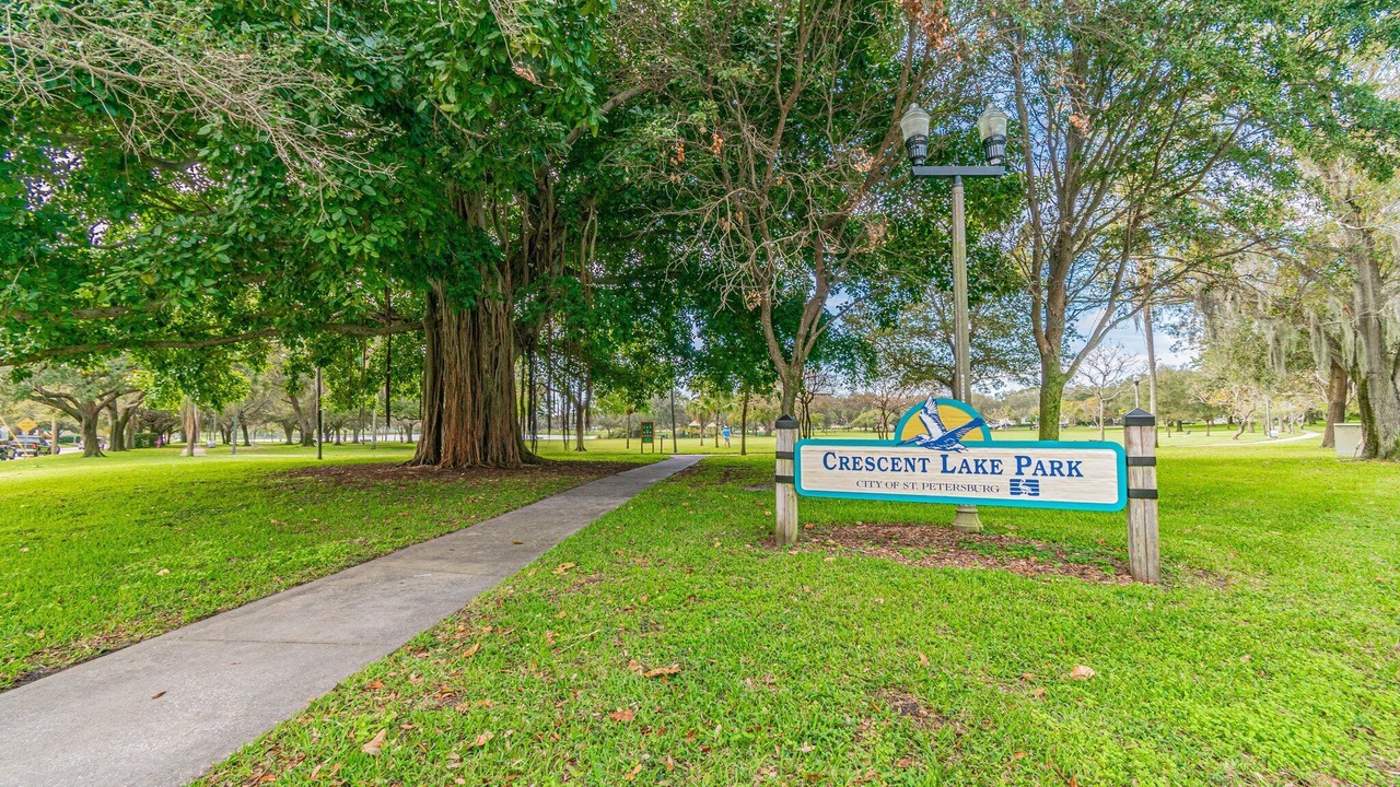 Photo of Outdoor in Crescent Heights