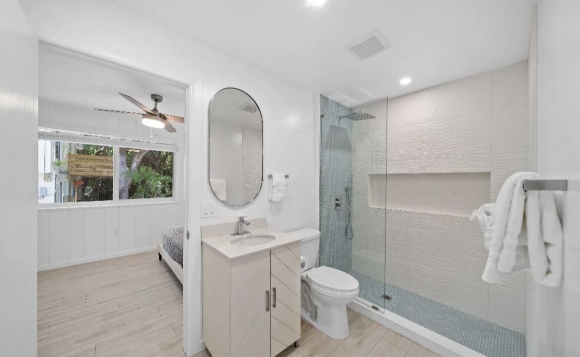 Photo of Bathroom in Tavernier