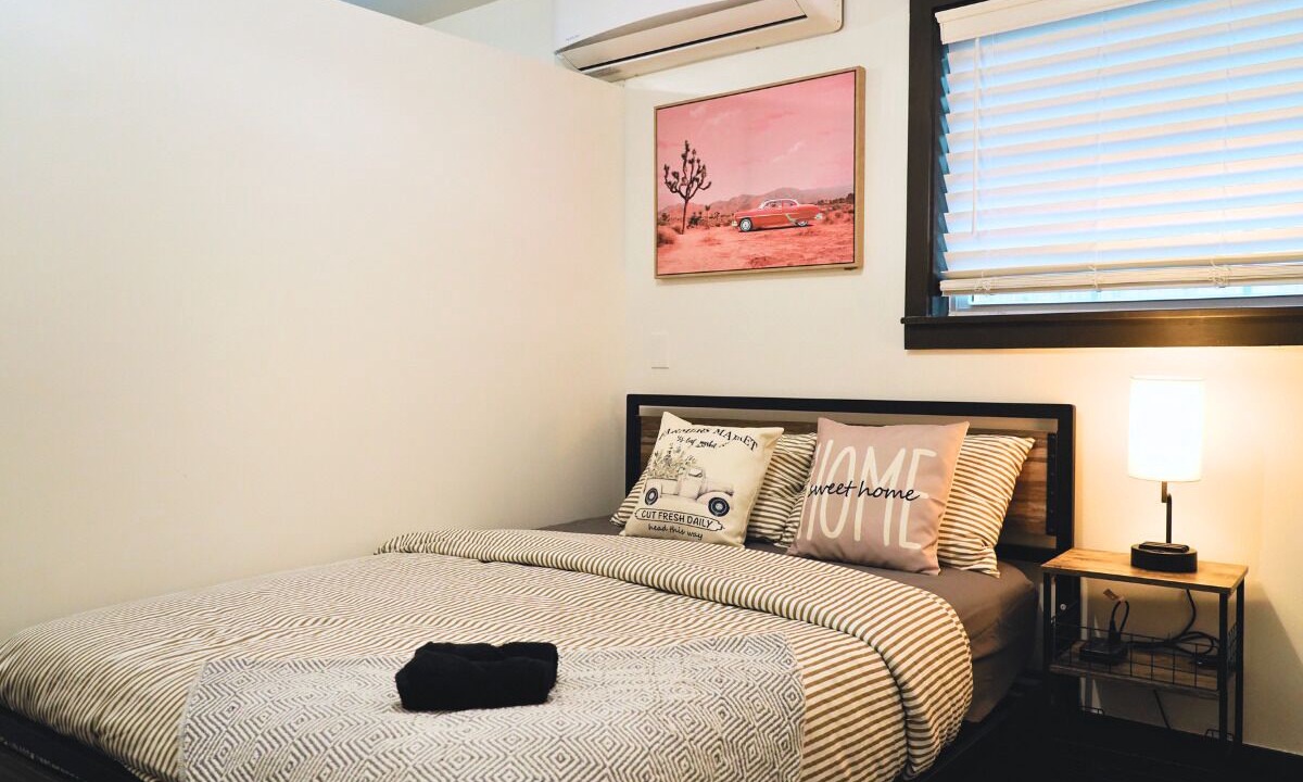 Photo of Bedroom in Urban Core