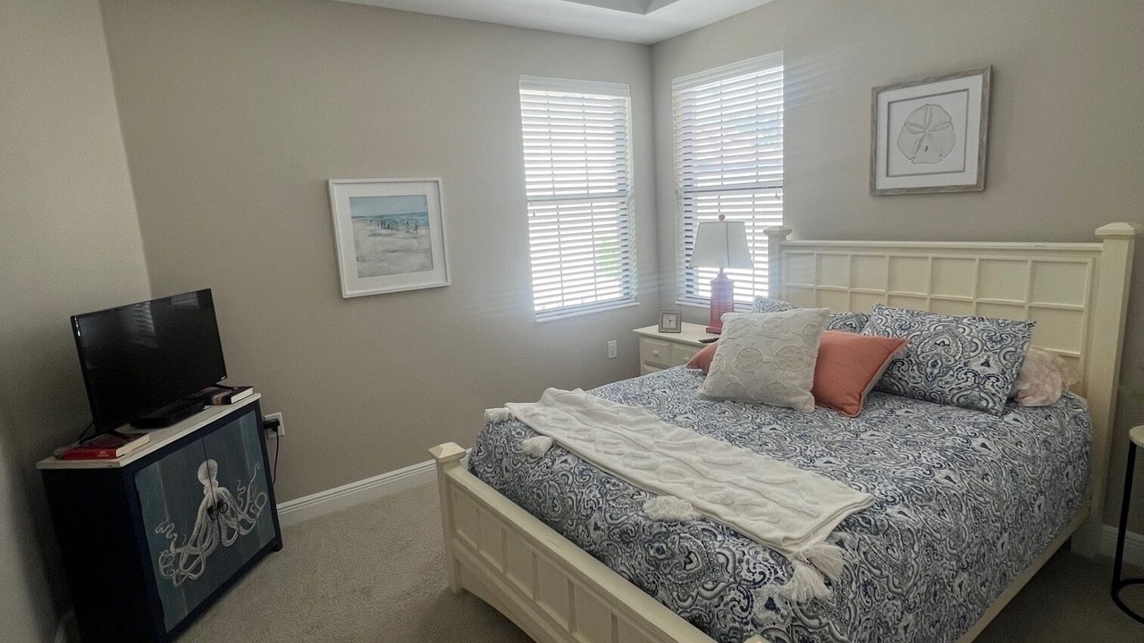 Photo of Bedroom in Pelican Preserve