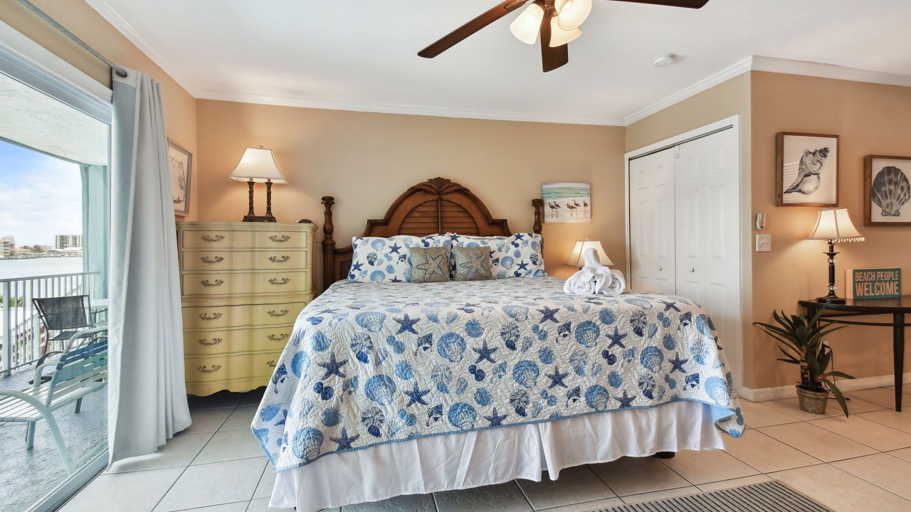 Photo of Bedroom in Bay Esplanade