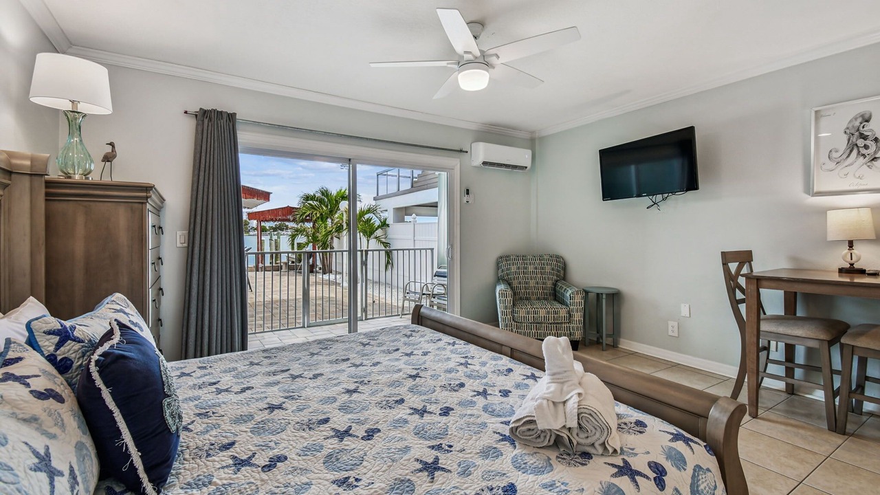 Photo of Bedroom in Bay Esplanade