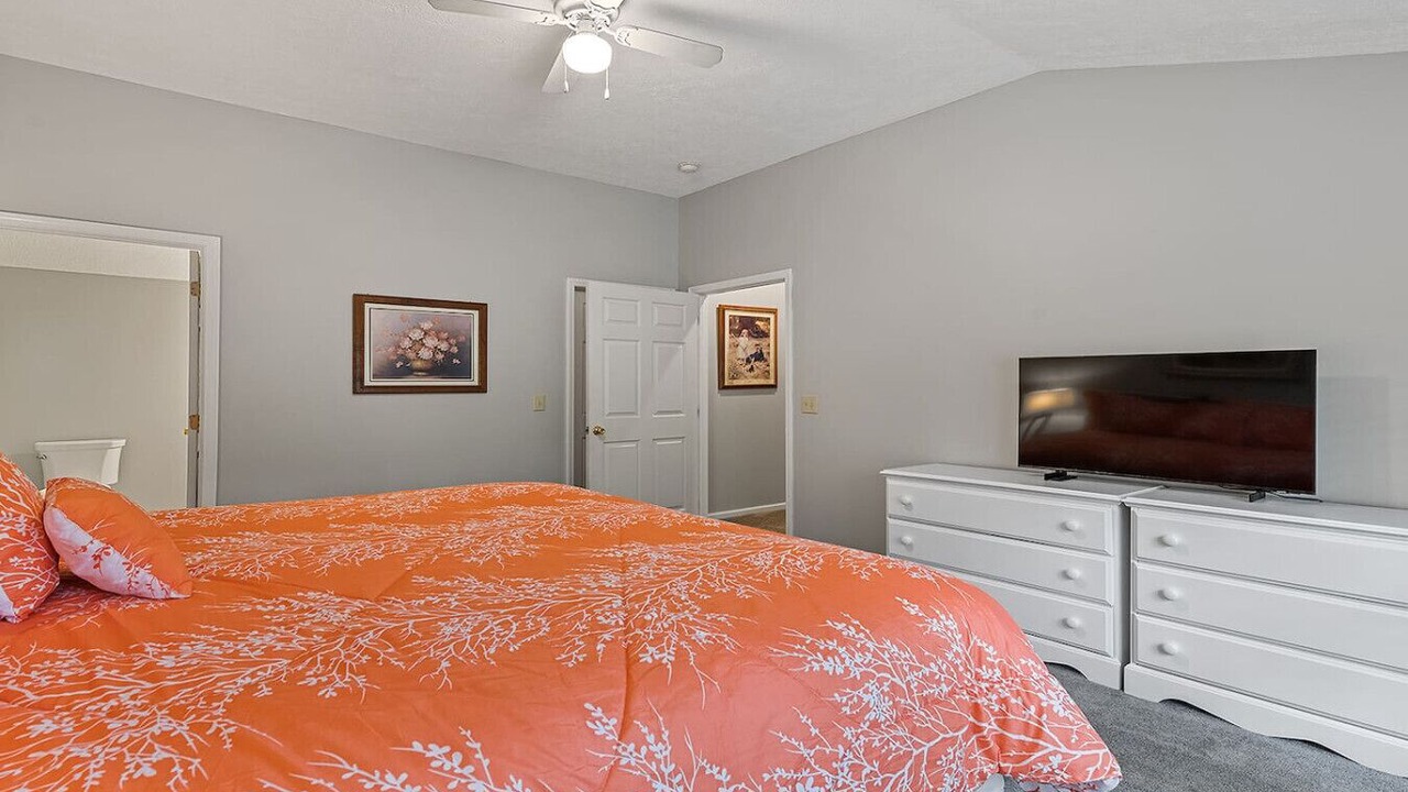 Photo of Bedroom in Waynesville