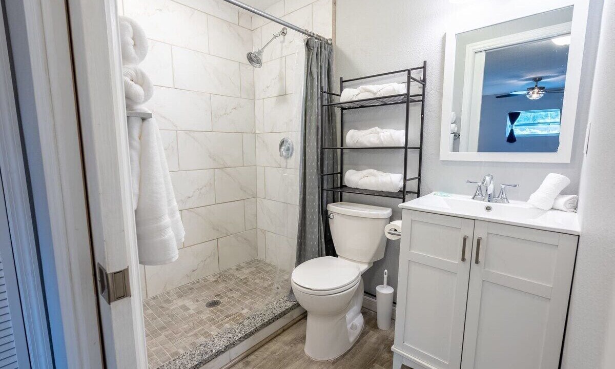 Photo of Bathroom in Forest City