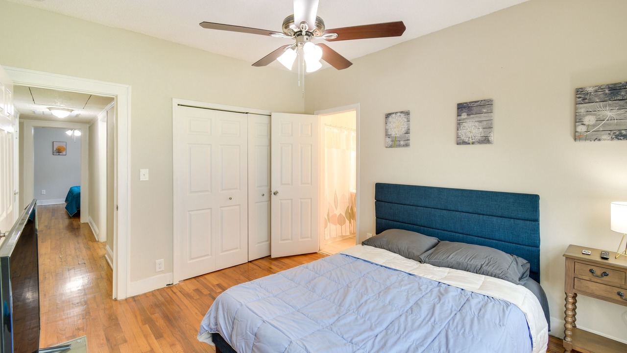 Photo of Bedroom in Lakeshore South