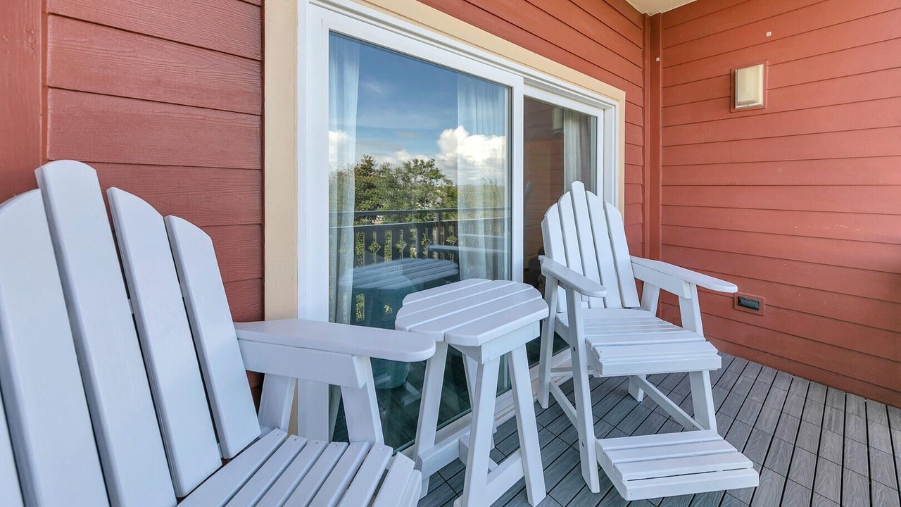 Photo of Patio Balcony in Waterside Village