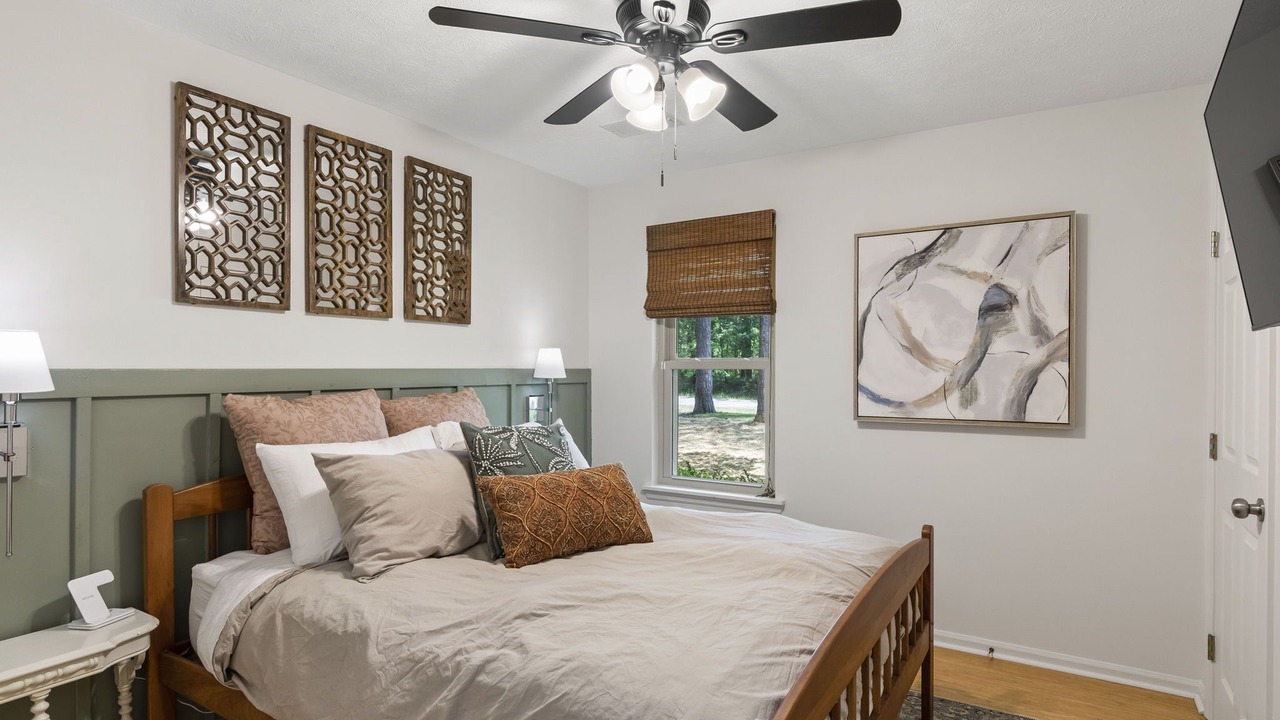 Photo of Bedroom in Dadeville