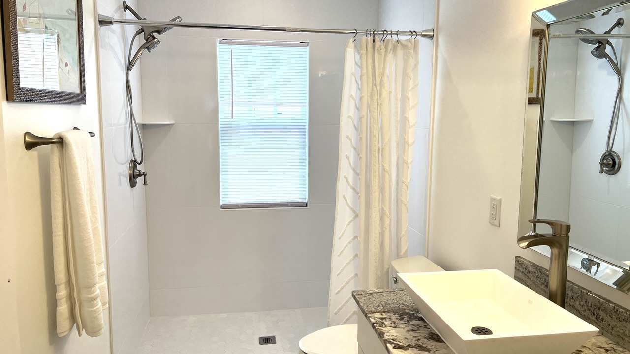 Photo of Bathroom in Mango Groves