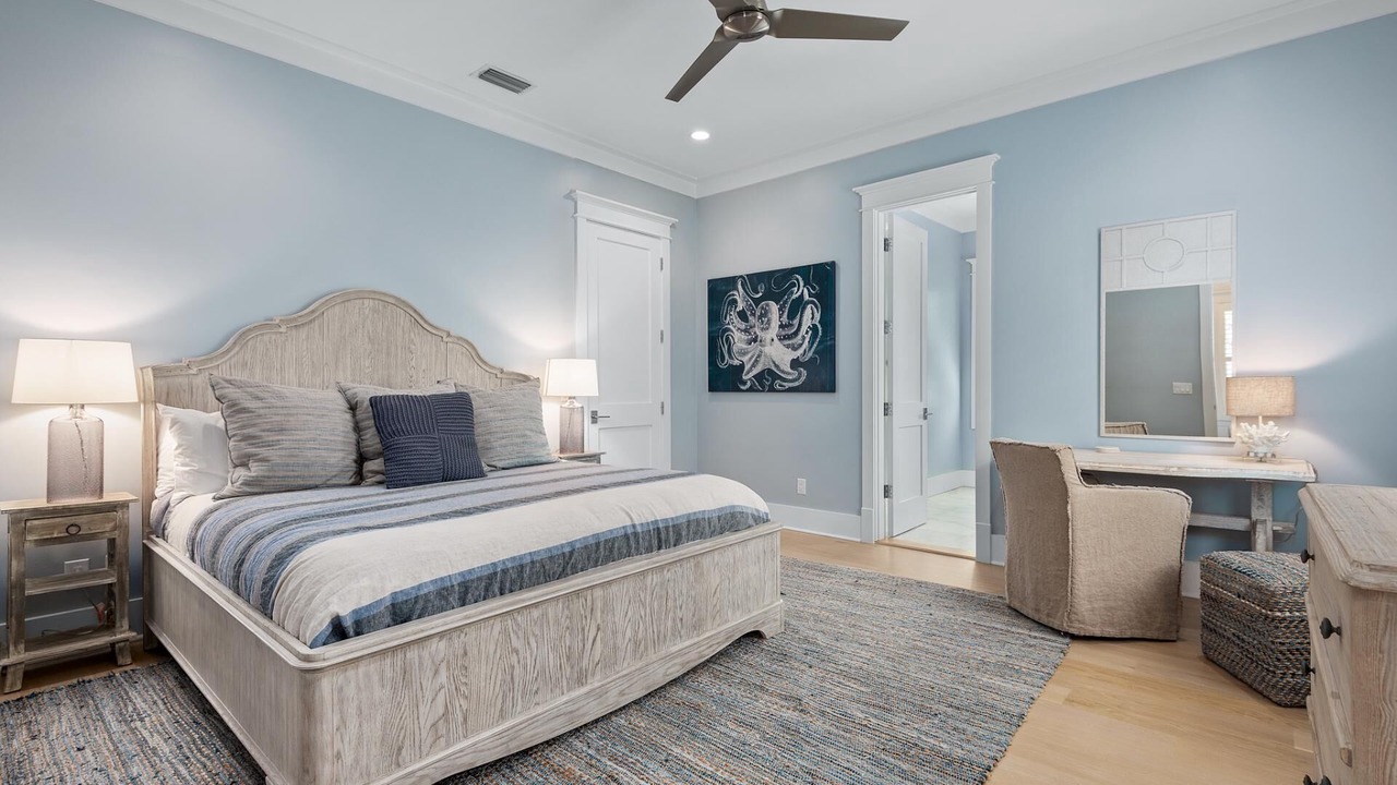 Photo of Bedroom in Forest District