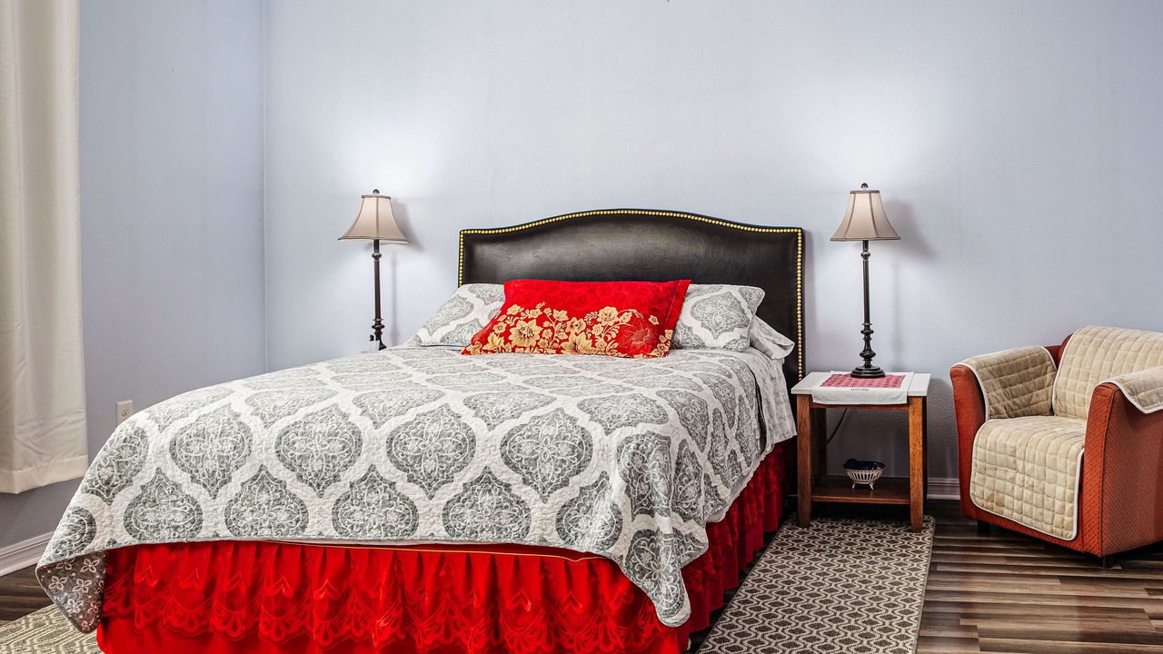 Photo of Bedroom in Riverview