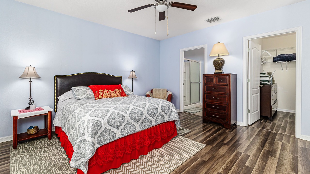 Photo of Bedroom in Riverview