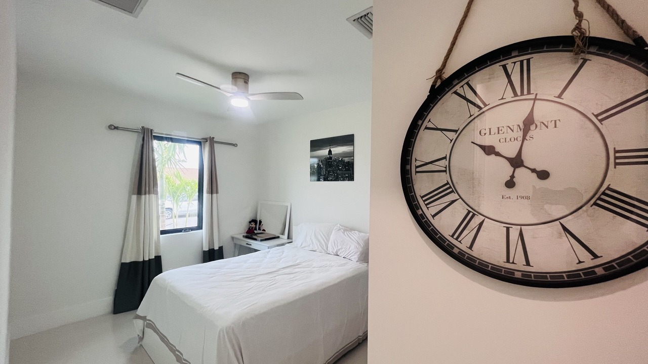 Photo of Bedroom in Central Naples